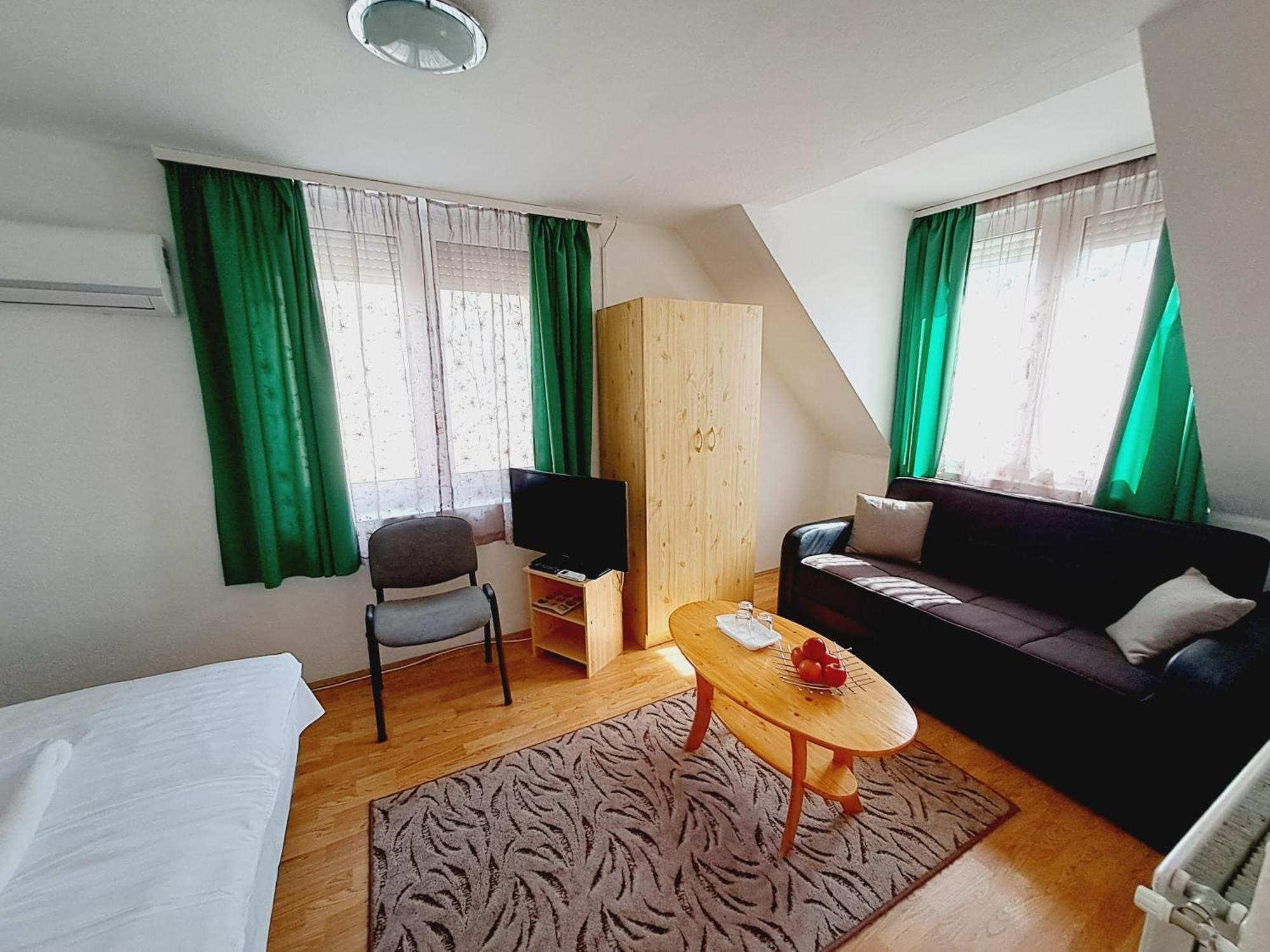 Palma Apartman Hajdúszoboszló Extérieur photo